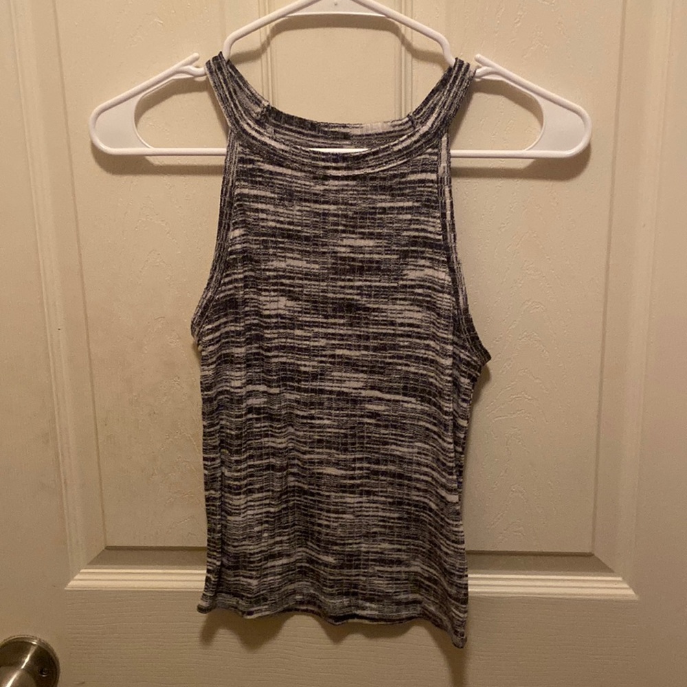 Simple gray holster top